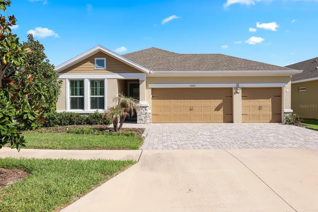 13928 Natures Reserve Drive Lithia FL 33547