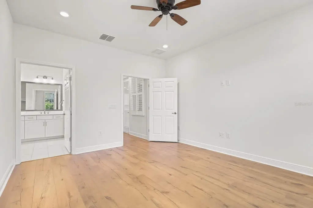 13928 Natures Reserve Drive Lithia FL 33547