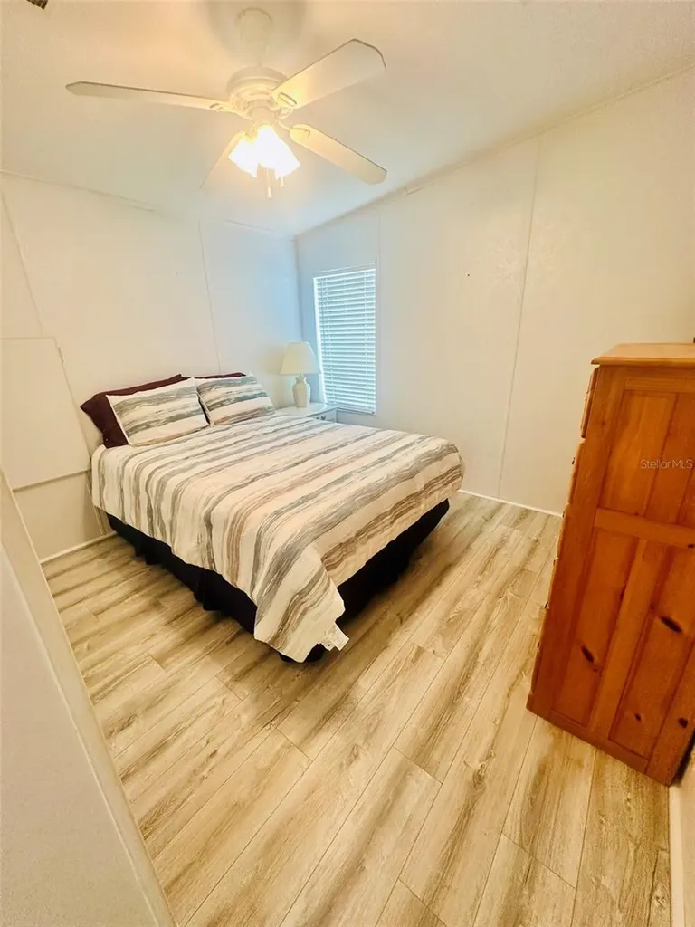 2305 Bay Drive Bradenton FL 34207
