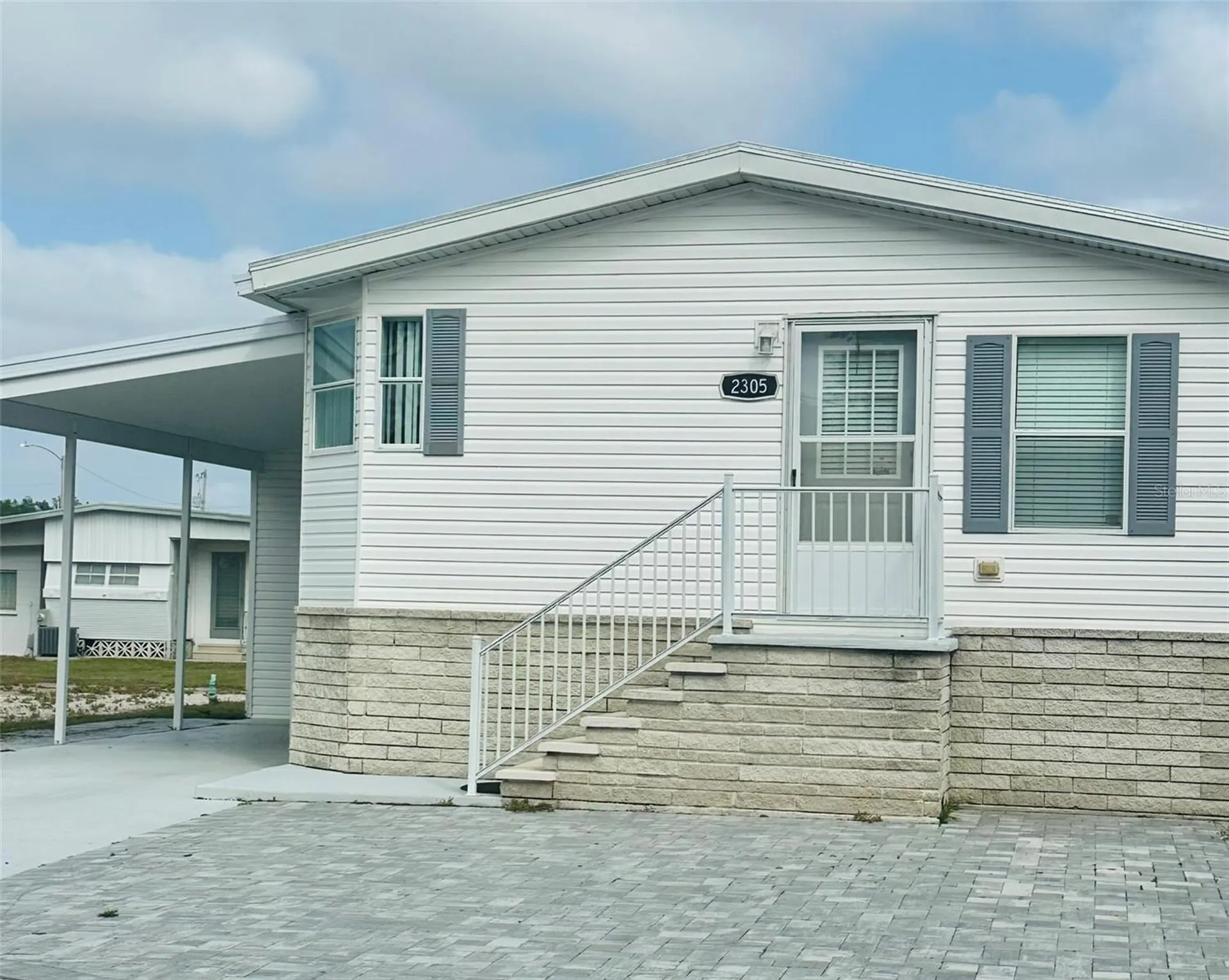 2305 Bay Drive Bradenton FL 34207