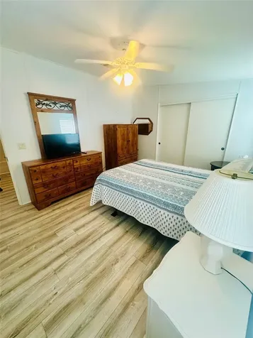 2305 Bay Drive Bradenton FL 34207