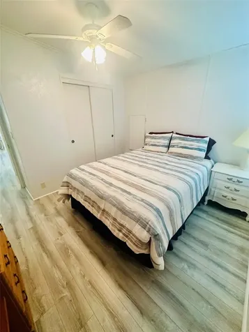 2305 Bay Drive Bradenton FL 34207