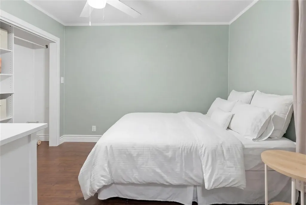 2307 Peel Avenue Orlando FL 32806