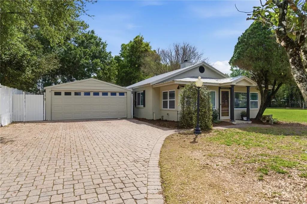 2307 Peel Avenue Orlando FL 32806