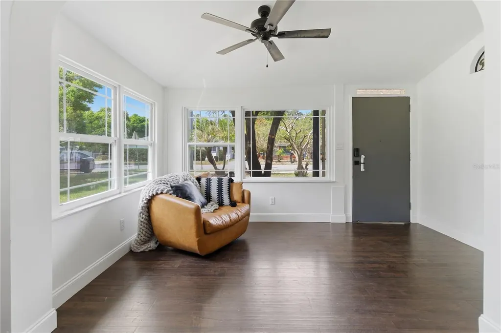 2307 Peel Avenue Orlando FL 32806