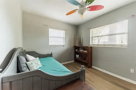 418 Lebeau Street Clearwater FL 33755