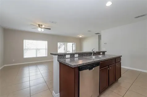 122 Vitoria Road Davenport FL 33837