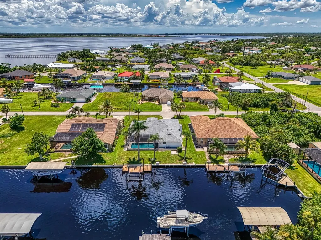 3077 Stone Street Port Charlotte FL 33981