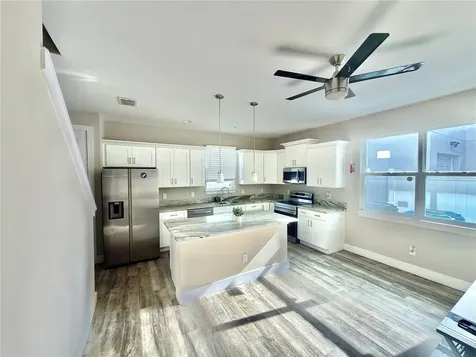909 Randall Street Orlando FL 32805