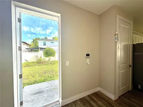909 Randall Street Orlando FL 32805
