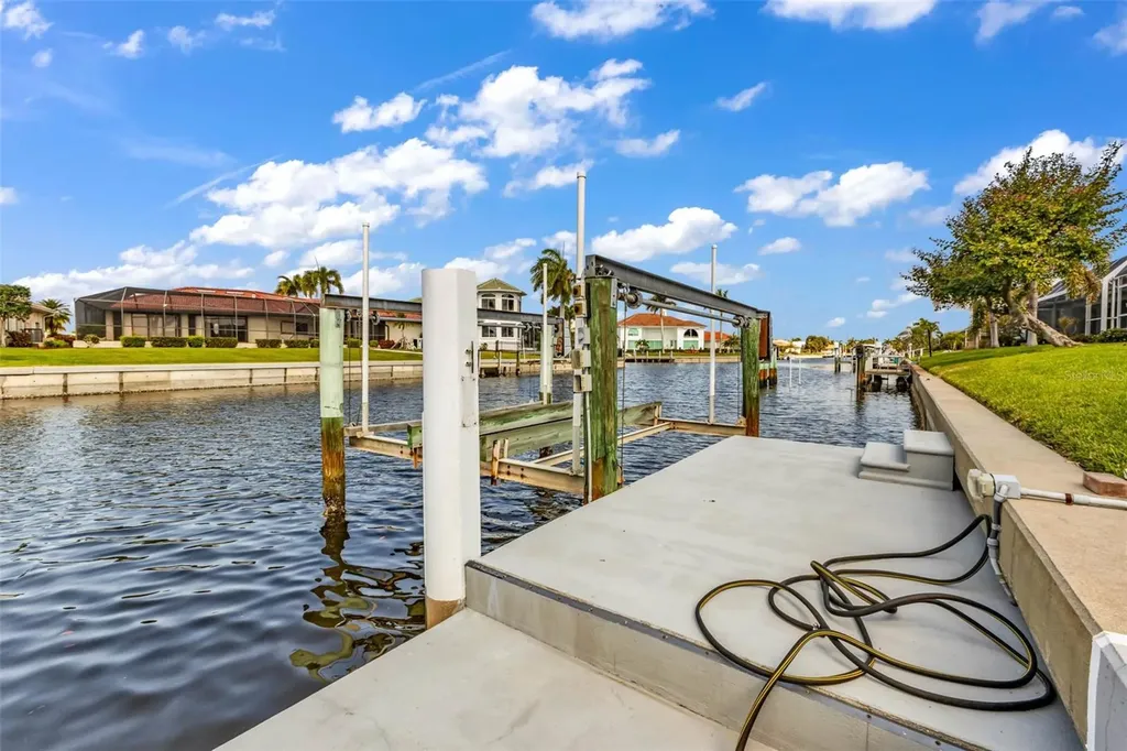 435 Caicos Drive Punta Gorda FL 33950