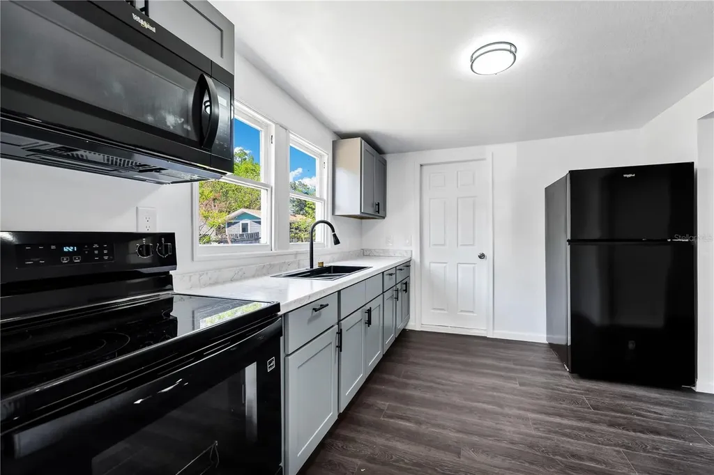 4311 Tony Street Orlando FL 32808