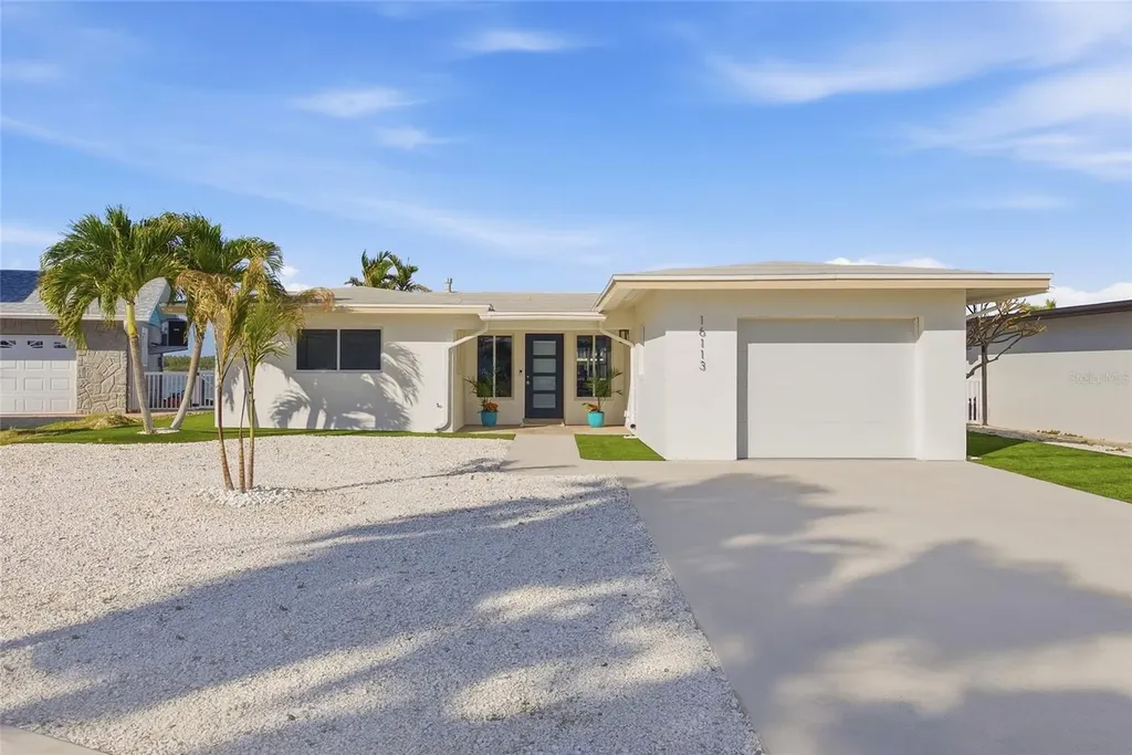 16113 5th Street E Redington Beach FL 33708