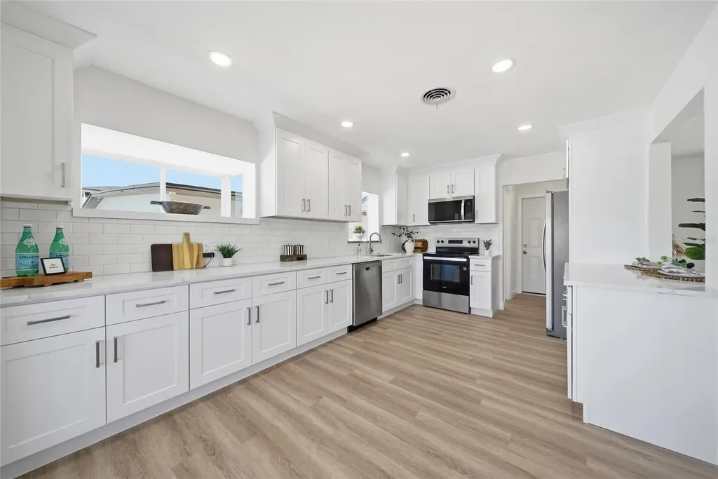 16113 5th Street E Redington Beach FL 33708