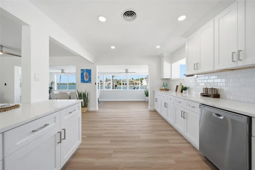 16113 5th Street E Redington Beach FL 33708