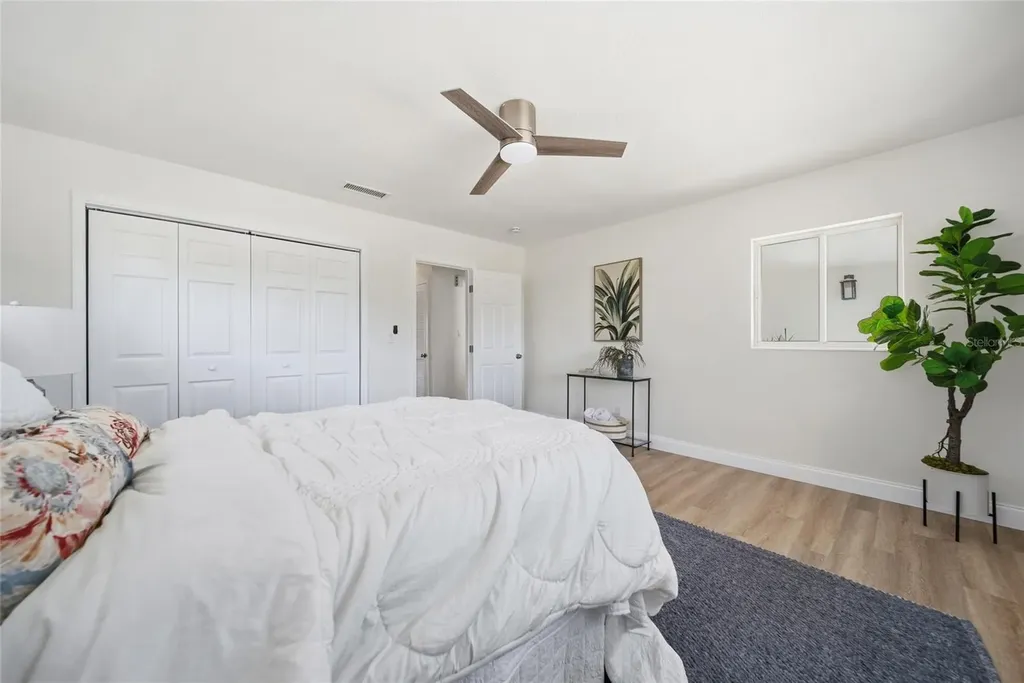16113 5th Street E Redington Beach FL 33708
