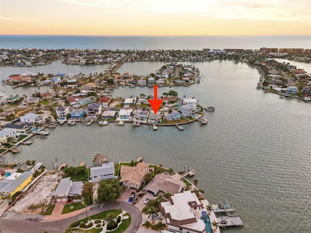 16113 5th Street E Redington Beach FL 33708