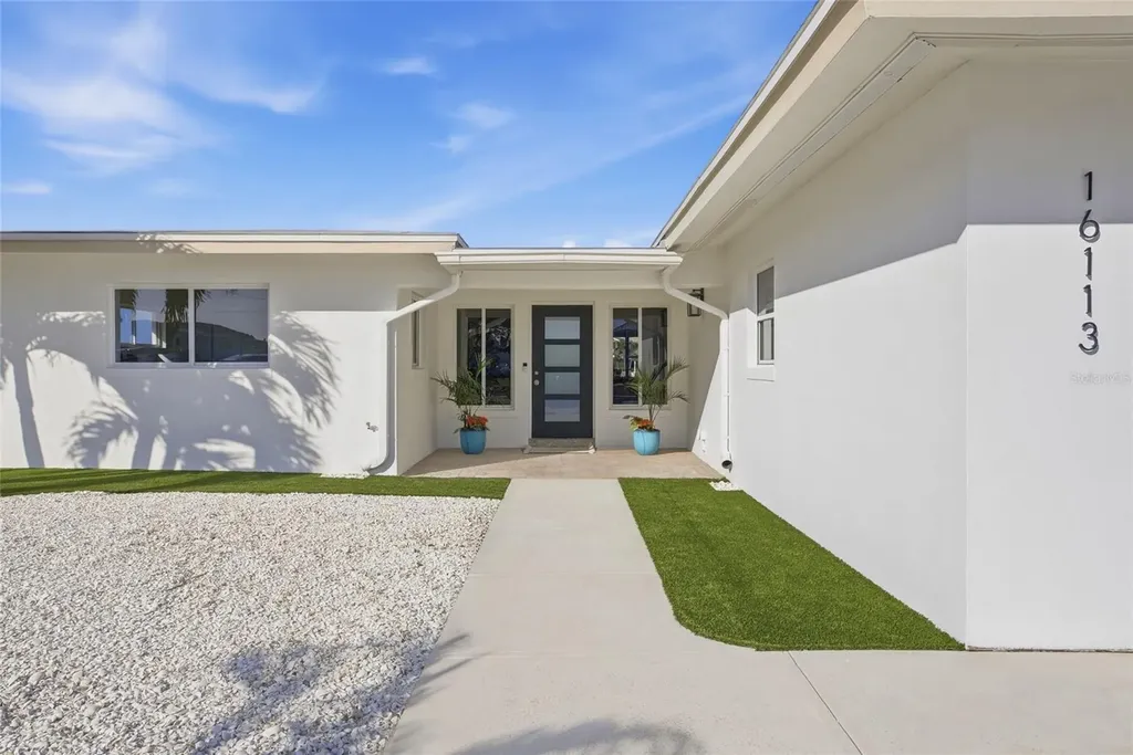 16113 5th Street E Redington Beach FL 33708