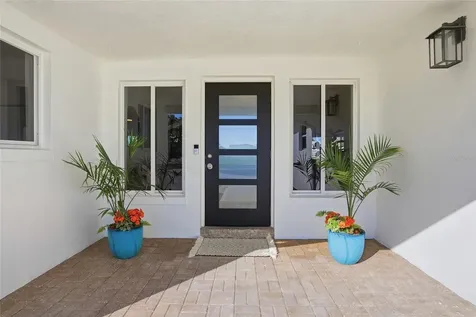16113 5th Street E Redington Beach FL 33708