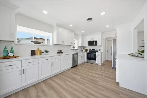 16113 5th Street E Redington Beach FL 33708