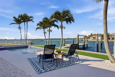 16113 5th Street E Redington Beach FL 33708
