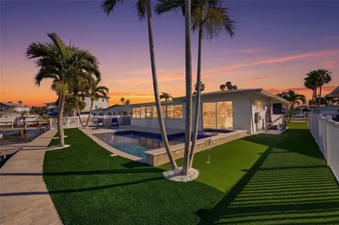 16113 5th Street E Redington Beach FL 33708