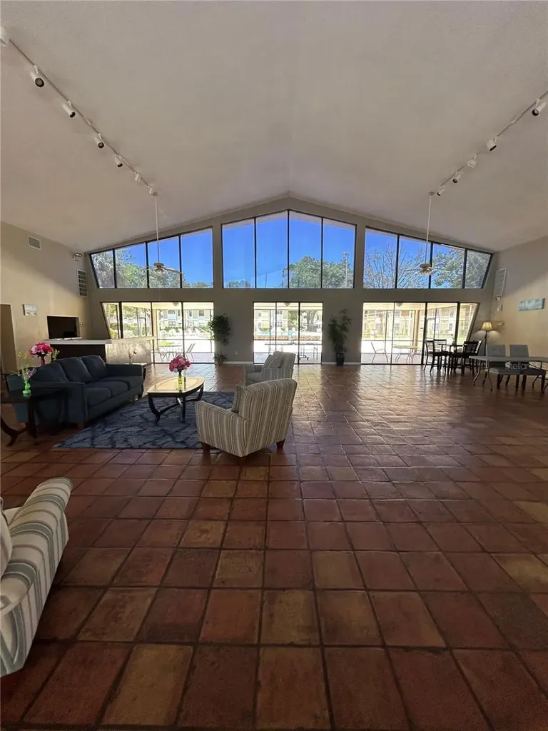 3118 S Semoran Boulevard Orlando FL 32822