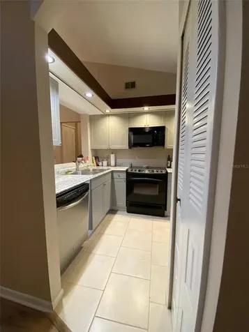 3118 S Semoran Boulevard Orlando FL 32822