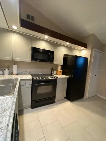 3118 S Semoran Boulevard Orlando FL 32822