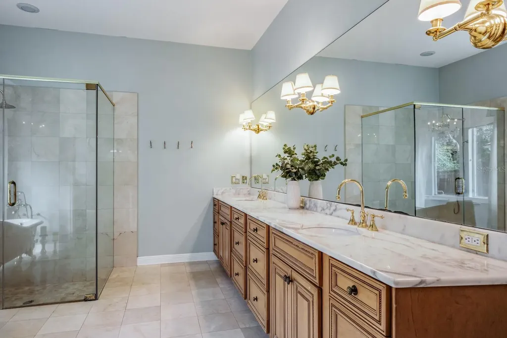 1598 Lockmeade Place Oldsmar FL 34677