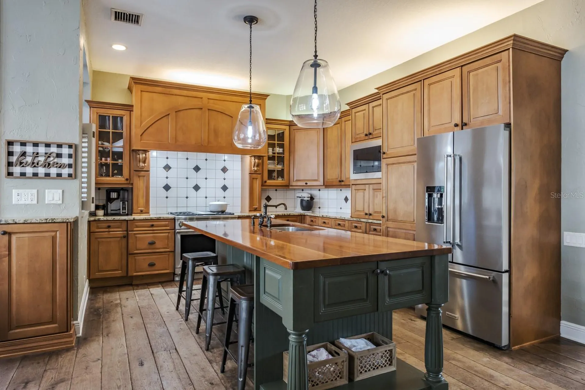 1598 Lockmeade Place Oldsmar FL 34677