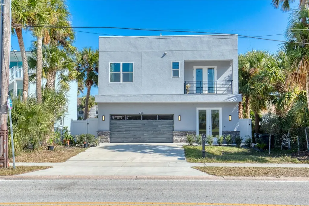 206 N Halifax Avenue Daytona Beach FL 32118