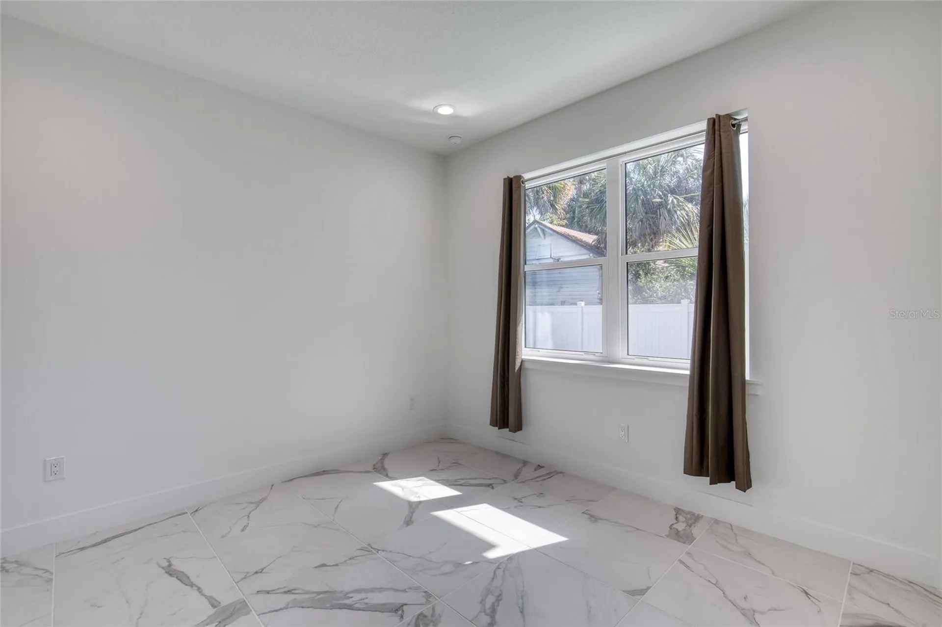 206 N Halifax Avenue Daytona Beach FL 32118