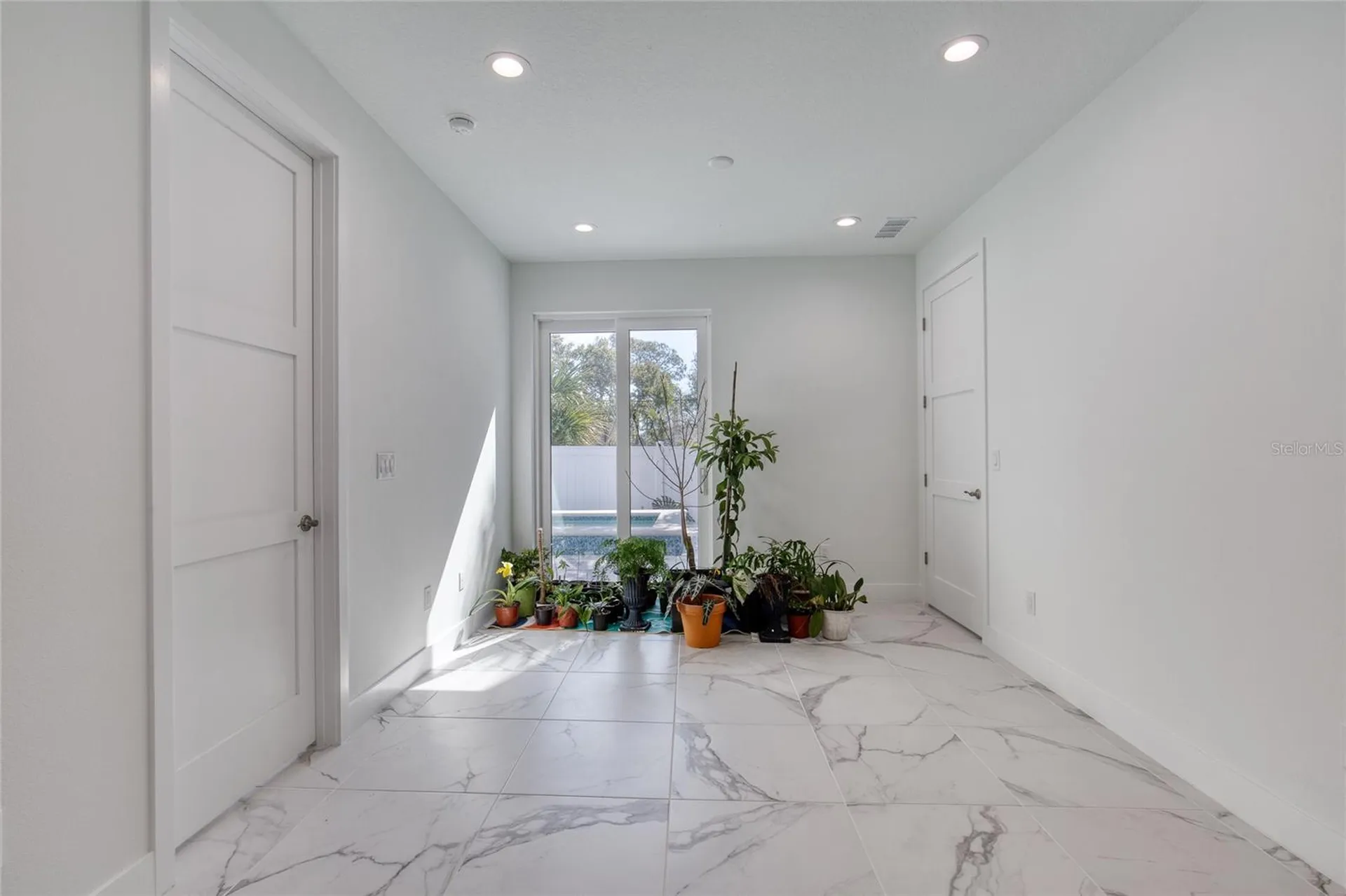 206 N Halifax Avenue Daytona Beach FL 32118