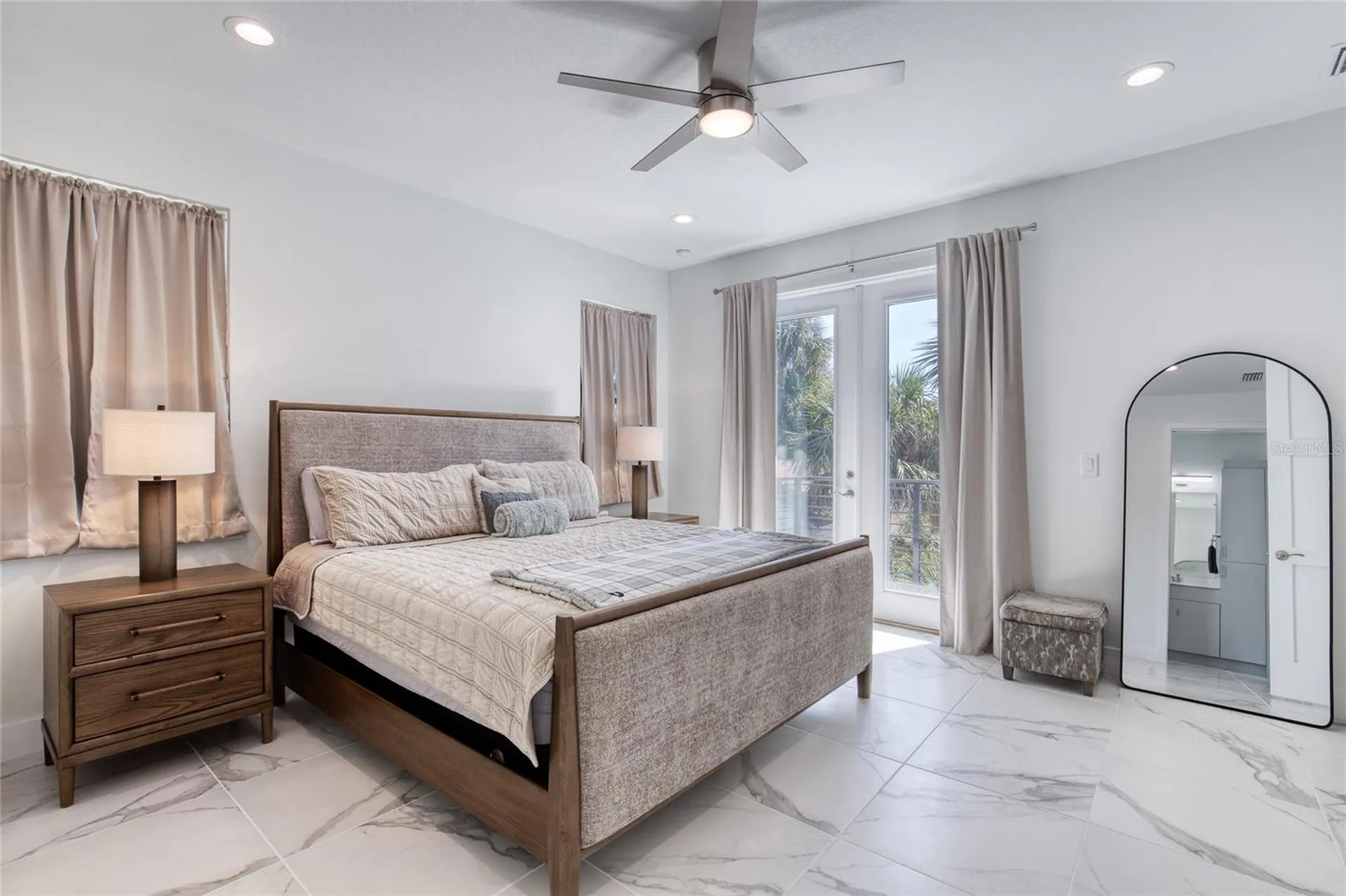 206 N Halifax Avenue Daytona Beach FL 32118