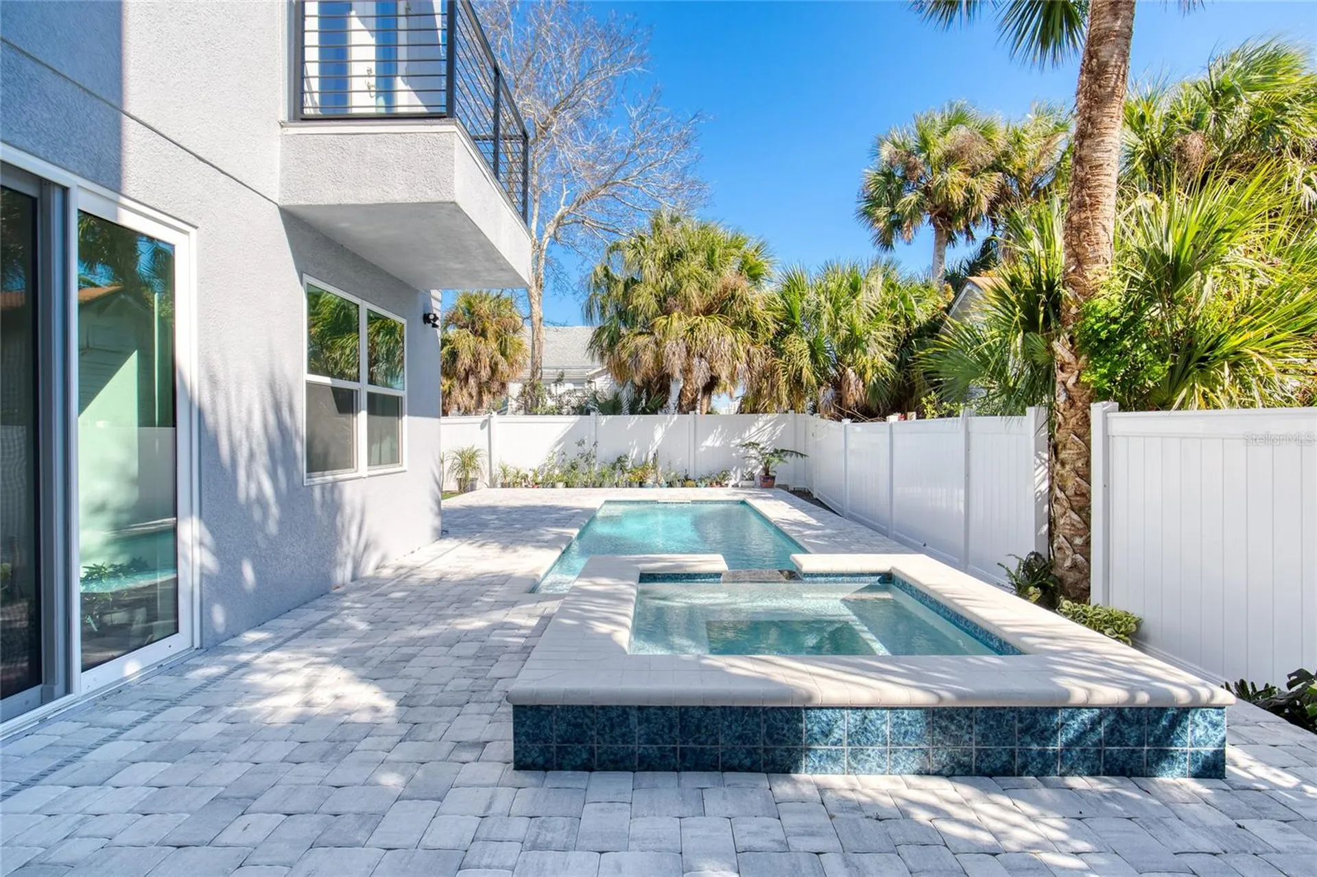 206 N Halifax Avenue Daytona Beach FL 32118