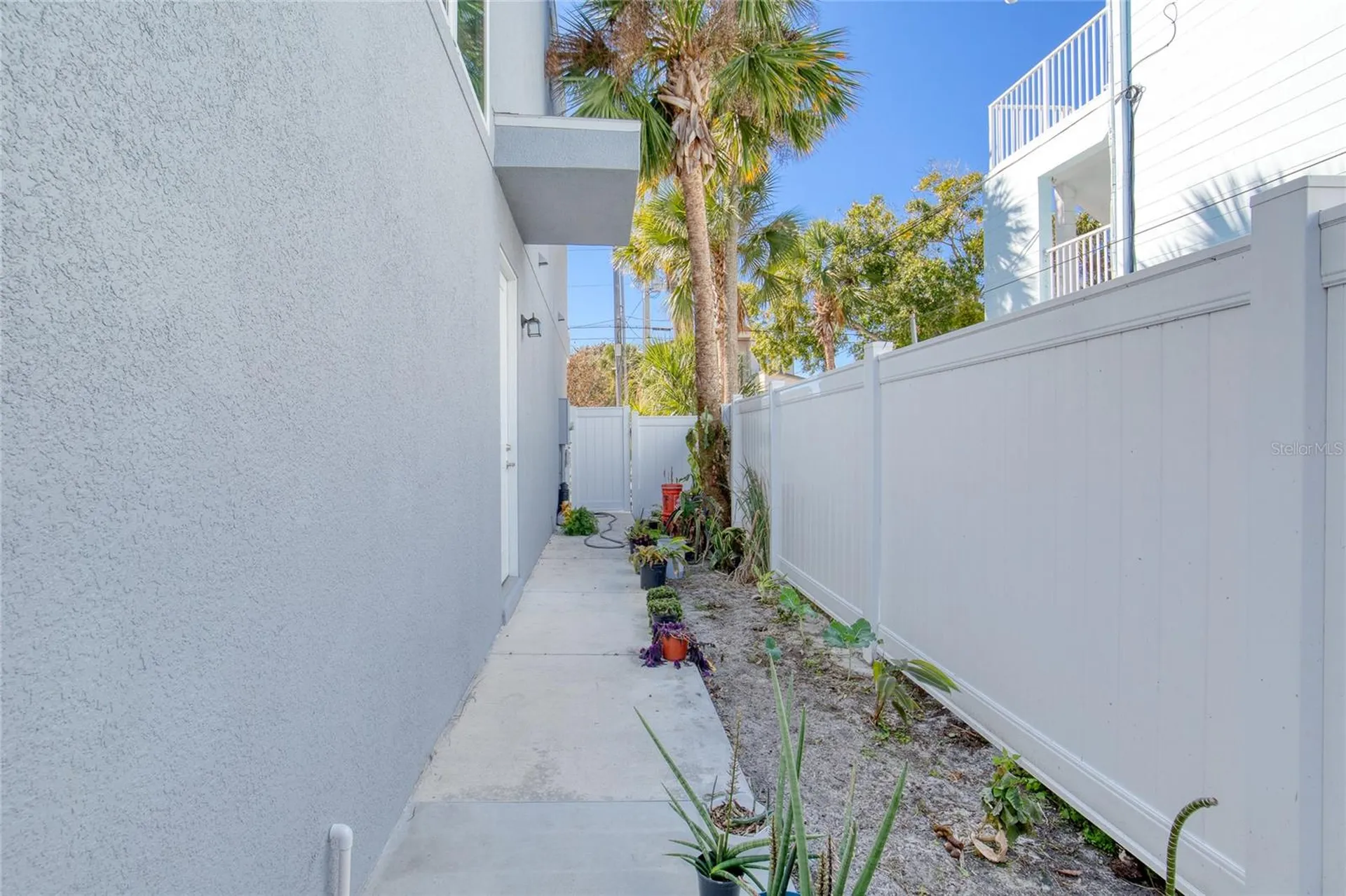 206 N Halifax Avenue Daytona Beach FL 32118