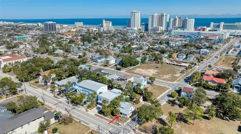 206 N Halifax Avenue Daytona Beach FL 32118