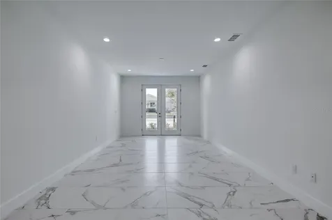 206 N Halifax Avenue Daytona Beach FL 32118