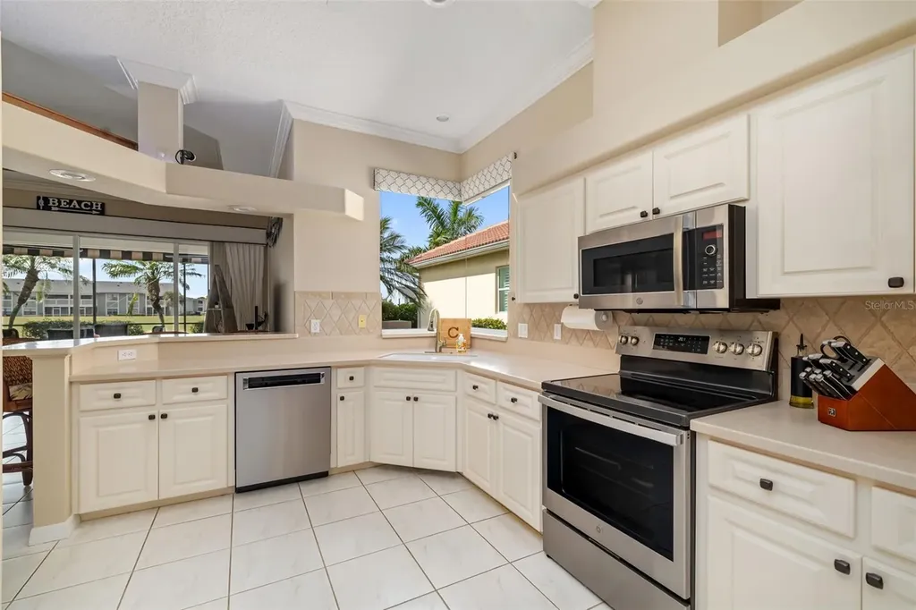 613 Misty Pine Drive Venice FL 34292