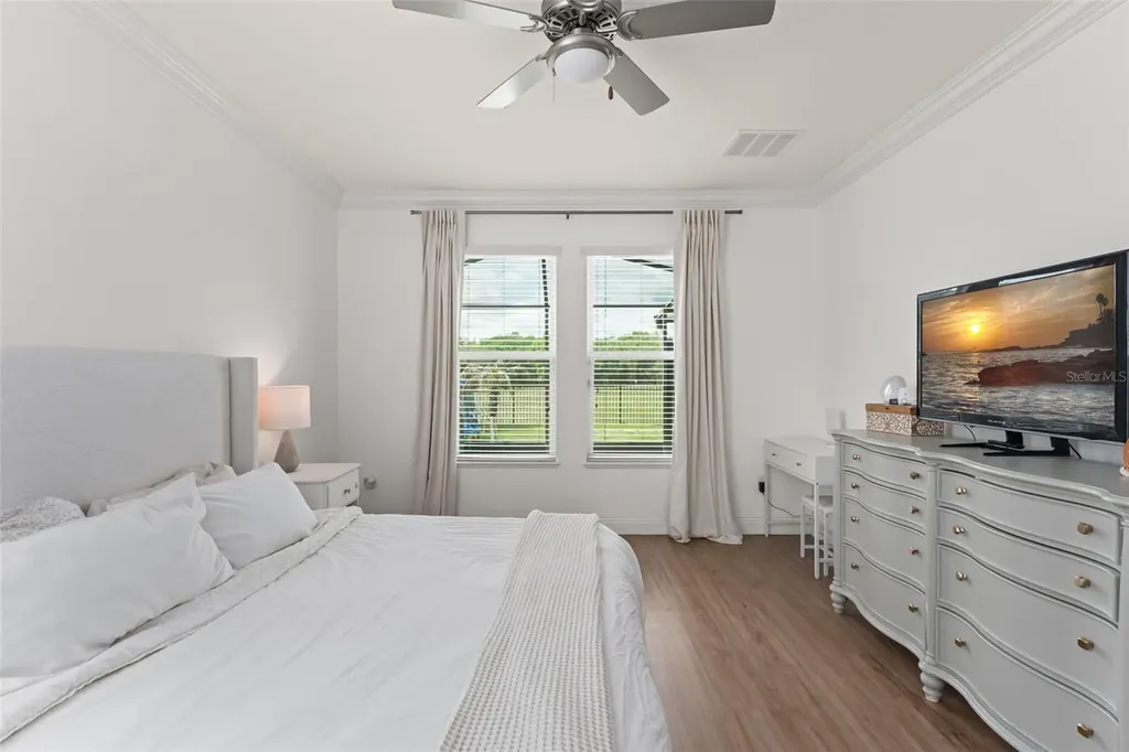 635 Neptune Drive Groveland FL 34736