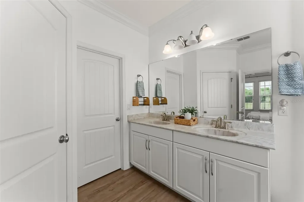635 Neptune Drive Groveland FL 34736