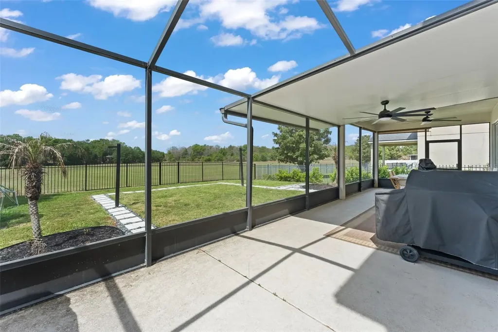 635 Neptune Drive Groveland FL 34736