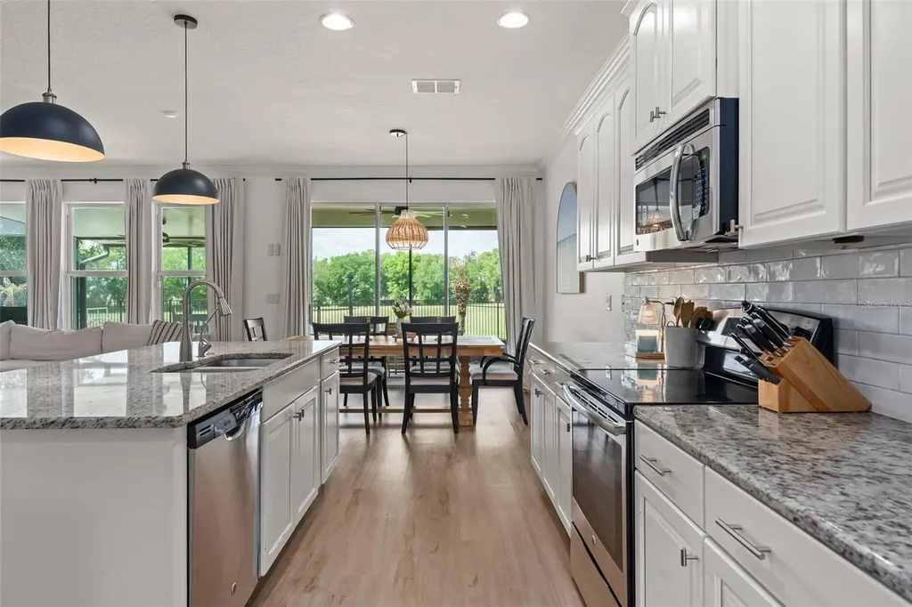 635 Neptune Drive Groveland FL 34736
