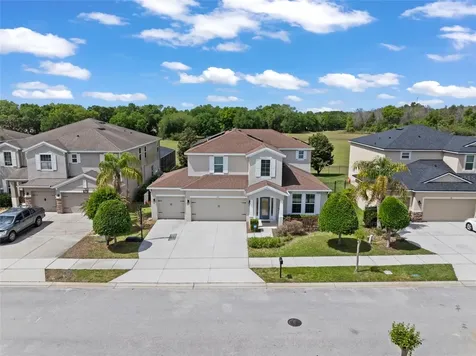 635 Neptune Drive Groveland FL 34736