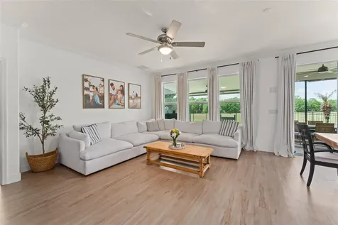 635 Neptune Drive Groveland FL 34736