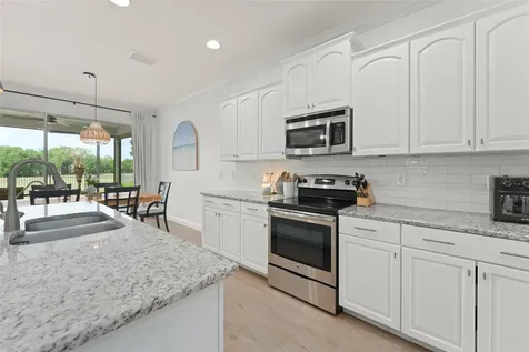 635 Neptune Drive Groveland FL 34736