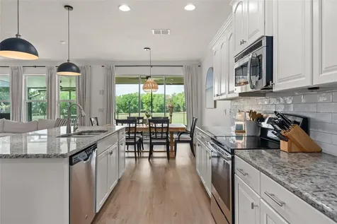 635 Neptune Drive Groveland FL 34736