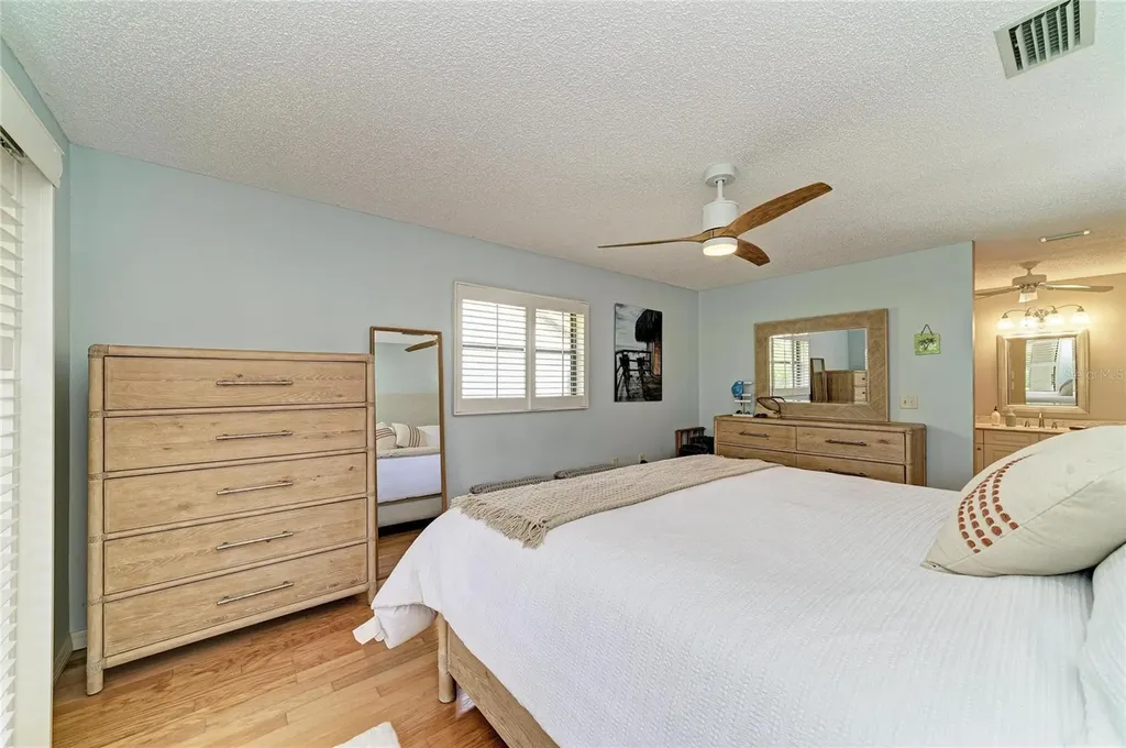 246 Laurel Hollow Drive Nokomis FL 34275