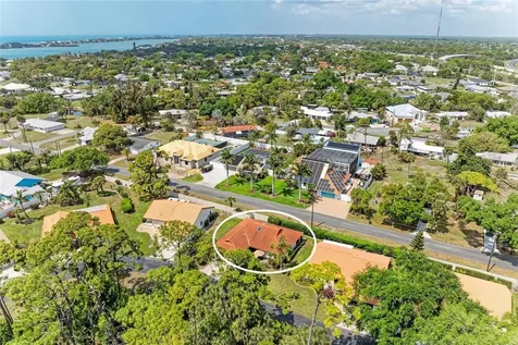 246 Laurel Hollow Drive Nokomis FL 34275